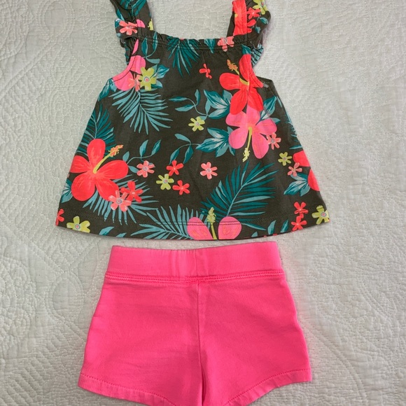 Floral Summer Set Carter’s 3 M 
short and  sleeveless shirt - Picture 2 of 4